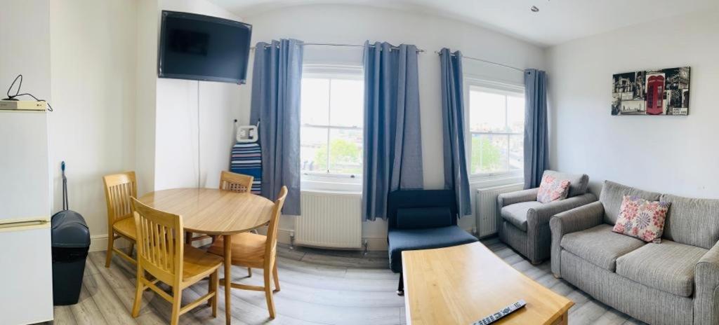 Appartamento Entire New Flat With View To River Yare, H7 Great Yarmouth Esterno foto